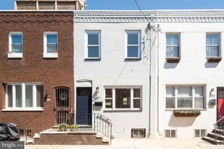 6xx Gerritt St — finished front exterior.