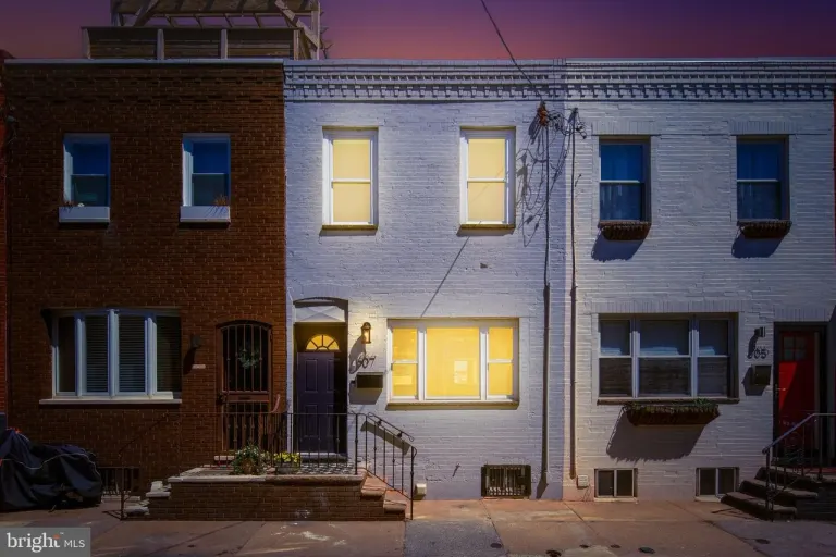 6xx Gerritt St — finished front exterior.