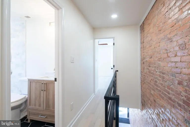 6xx Gerritt St — finished upstairs hall / stairs.